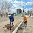 Субботник на улице Ленина - Город Ленск